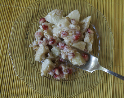 Post image for Pear Pomegranate Waldorf Salad Recipe