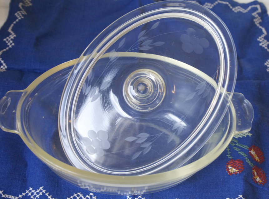 What to Do About Mold Growing In Your Food Storage Container Lids