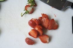 sliced-strawberries-250