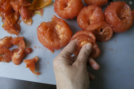 seeding-tomatoes