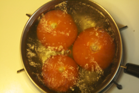 tomatoes-boiling