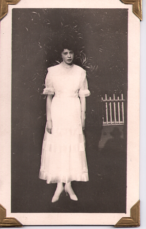 My darling grandmother, Hester Hallford Schlager, Porterville, California, around 1918.