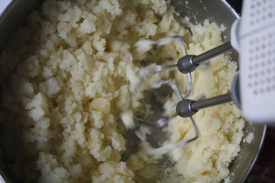 whipping-potatoes