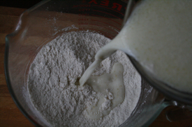 pour-wet-into-dry-ingredients