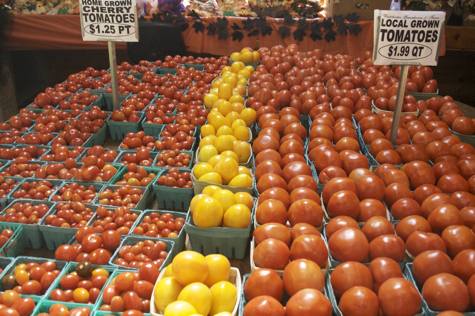 tomatos-farm-stand