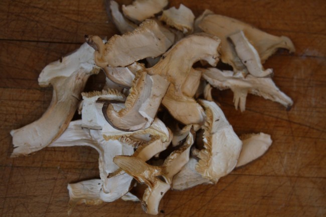 Dried Eryngii Mushrooms