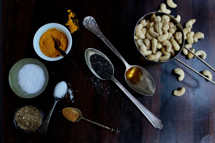 Cashews, turmeric, sesame seeds